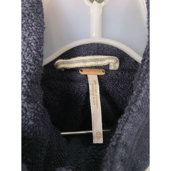 Free People Women's Double Weave Denim Jacket Very Distressed‎ Navy White XS New - Picture 5 of 9